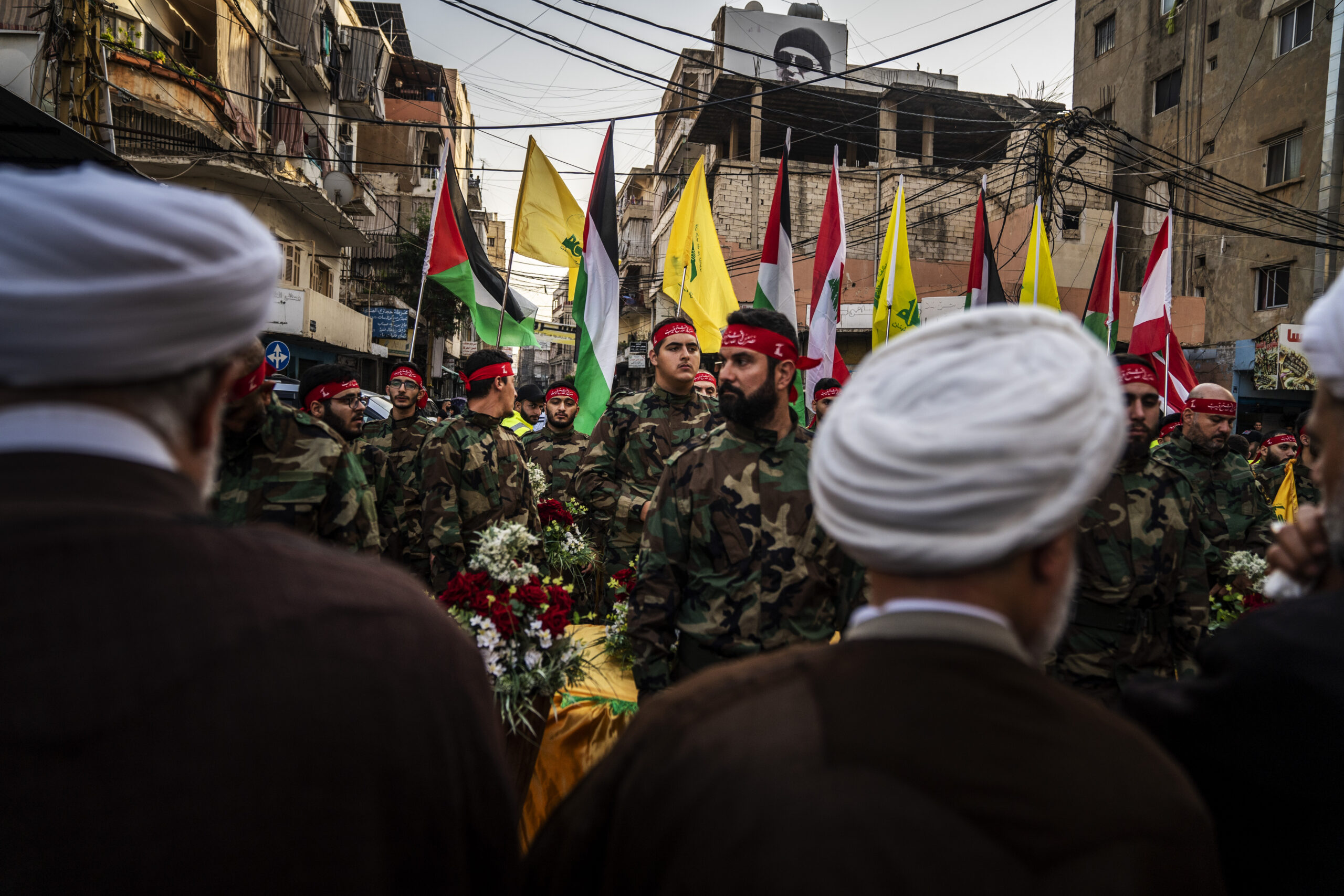 ارتفاع عدد قتلى حزب الله ولبنان يتهم إسرائيل بانتهاج سياسة