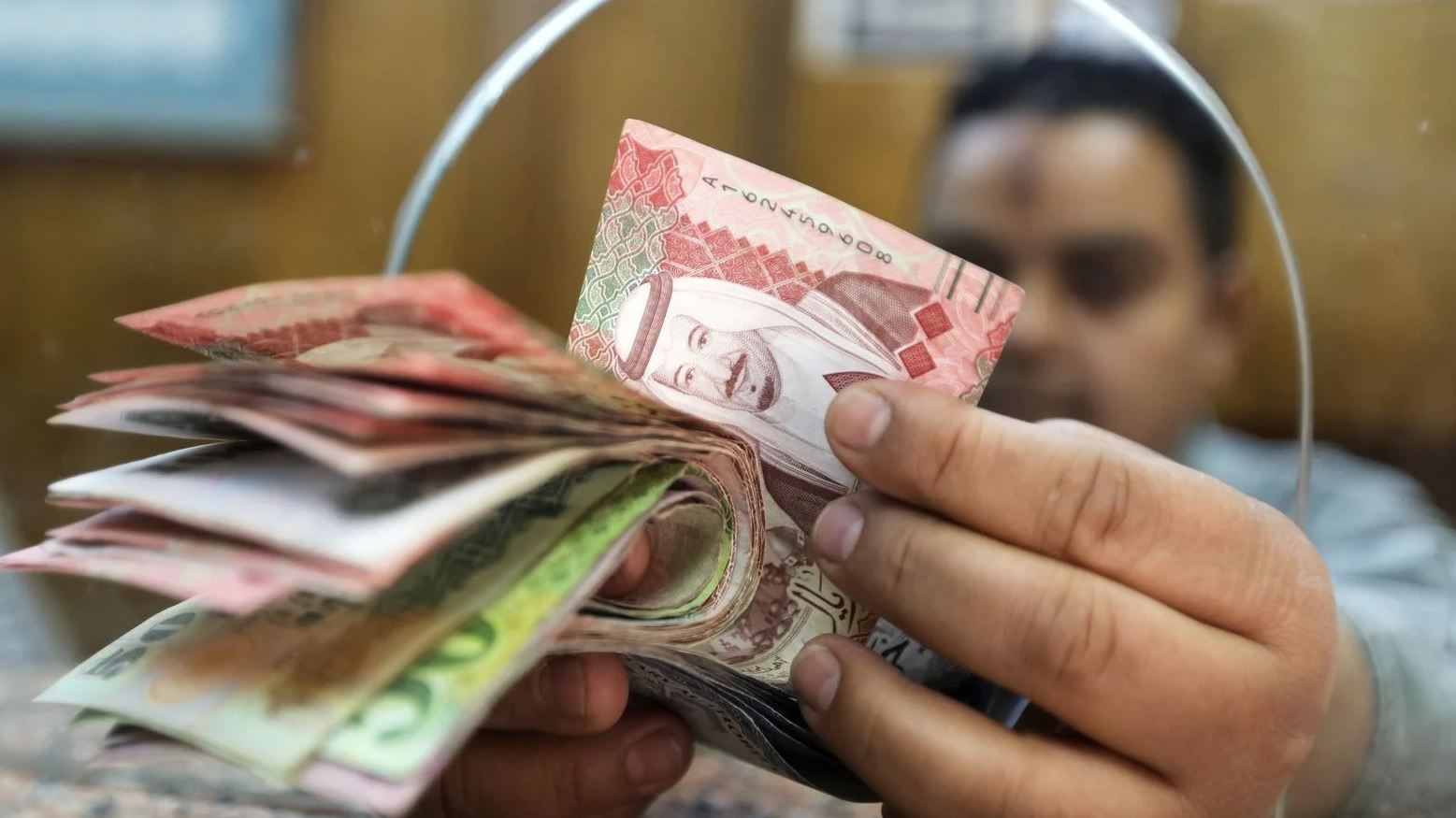 أخبار سارة للحجاج.. أسعار الريال السعودي مقابل الجنيه اليوم الأربعاء 15 مايو في البنوك