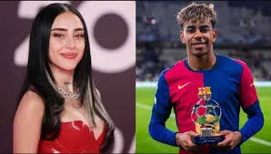 نيكي نيكول