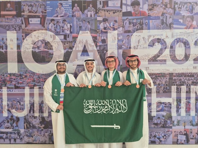 إنجاز سعودي مميز في أولمبياد الذكاء الاصطناعي.. برونزيتان لعلي الخباز وعلي السلمان ضمن 4 ميداليات للمنتخب