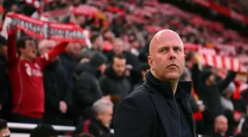 تكلفة ضخمة.. الشرط الجزائي لرحيل سلوت من ليفربول يثير الجدل