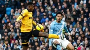 قرار جديد.. إيقاف حكم مباراة مانشستر سيتي وولفرهامبتون بسبب مرموش