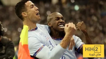 شائعات مثيرة.. هل تواصلا رونالدو وسعود عبدالحميد بشكل غير قانوني؟