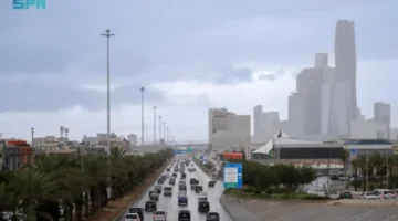 أمطار غزيرة تضرب 11 منطقة في السعودية وسط تحذيرات جوية مرتقبة