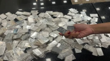 تغيرات سعر الفضة عيار 999 في الأسواق خلال تعاملات يوم الجمعة 27 مارس