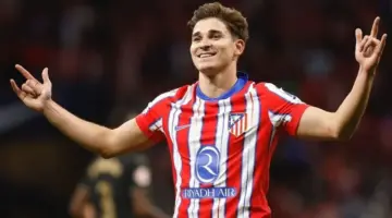 ألفاريز يُدرك التعادل 2-2 لأتلتيكو مدريد أمام ريال سوسيداد في نهائي كأس ملك إسبانيا