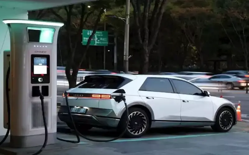 أنظمة الدفع الهجينة في السيارات.. تعرّف على مزاياها وأنواعها