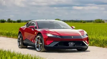 أول سيارة كهربائية من فيراري الإيطالية بثمن يعادل 34 مليون جنيه.. صور