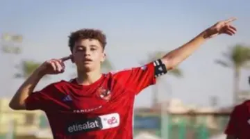 الحكاية الكاملة لإصابة موهبة الأهلي قبل خطوة الاحتراف.. ورد فعل مثير من النادي الإسباني