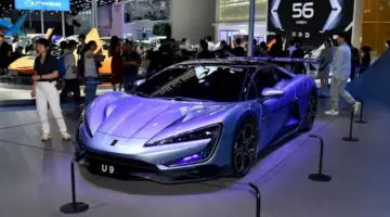 “السيارة الراقصة”.. مواصفات وأسعار Yangwang U9 الخارقة من BYD