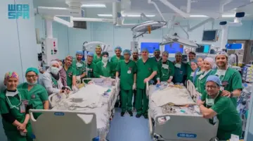الفريق الطبي والجراحي يختتم عملية فصل التوأم الملتصق الفلبيني “كليا وموريس آن” بعد عملية جراحية معقدة استغرقت 18 ساعة ونصف الساعة