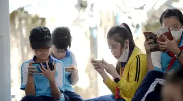 النتائج غير المتوقعة لإدمان الأطفال على الهواتف المحمولة.