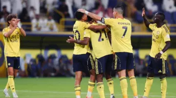 النصر يتغلب على الأخدود بثنائية ويحافظ على صدارة الدوري السعودي