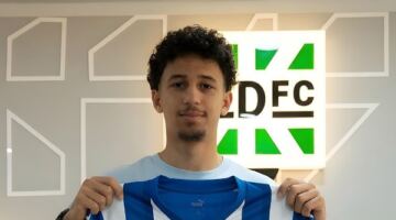 انتقال عمر ياسر لاعب زد إلى نادي ديبورتيفو ألافيس الإسباني

عمر ياسر: النادي قدّم لي الدعم والمسار الواضح نحو الاحتراف وسعيد كوني جزءًا من منظومة زد إف سي