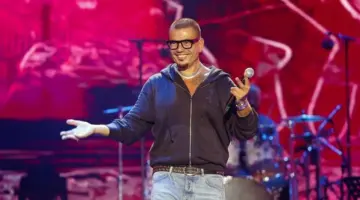 تفاصيل وأسعار تذاكر حفل عمرو دياب بالجامعة الأمريكية