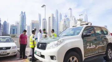 توقيف إيرلندي يتزعم شبكة إجرام دولية أثناء إقامته في دبي