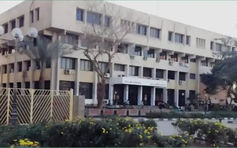 جامعة القاهرة تستعرض إنجازات مركز الاستشارات والبحوث العمرانية وخطته الاستراتيجية