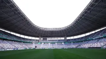 ستاد نيلسون مانديلا يستعد لاستقبال مباراة شباب بلوزداد الجزائري والزمالك| شاهد