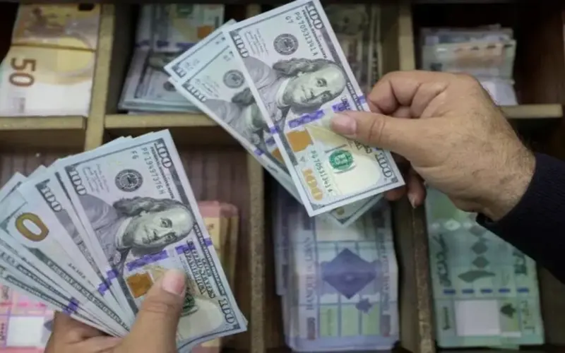 سعر الدولار مقابل الجنيه اليوم الجمعة 3 أبريل 2026.. الأخضر بكام في بنك مصر؟