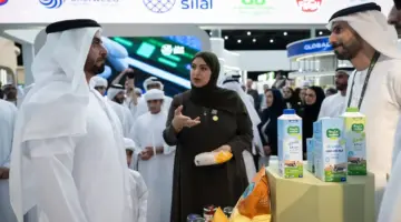 سيف بن زايد يتفقد المؤتمر والمعرض الزراعي الإماراتي 2026 في مدينة العين