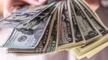 شريف سامي يتحدث عن تذبذب سعر الصرف وخروج الأموال الساخنة.