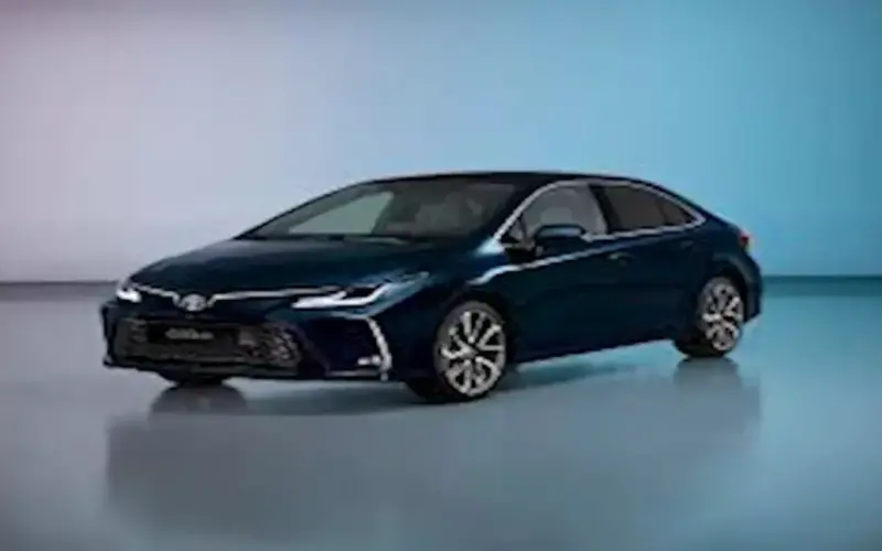 صراع السيدان الأقوى.. تويوتا كورولا وهيونداي CN7 تخطفان الأنظار بمصر