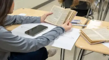 صعوبات الهواتف المحمولة في المدارس