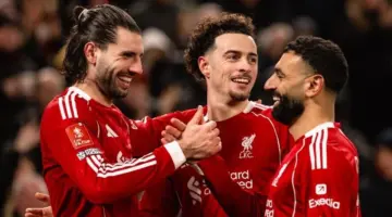 في غياب محمد صلاح.. توقيت قمة مانشستر يونايتد وليفربول بالدوري الانجليزي