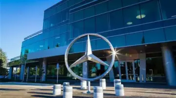 قطاع السيارات الفارهة يؤثر على أرباح مرسيدس بنز في بداية 2026