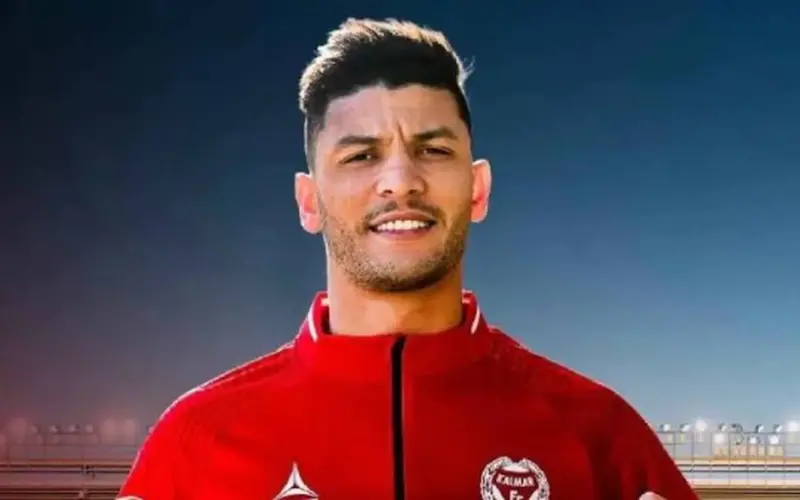 لاعب الأهلي .. أشرف داري يتسبب في هزيمة فريقه بالدوري السويدي