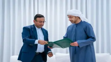 محمد بن زايد يتلقى رسالة مكتوبة من رئيس وزراء بنغلاديش تتصل بالعلاقات.