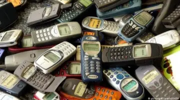 نمو مفاجئ في سوق الهواتف البسيطة على حساب الهواتف الذكية .. ما السر؟