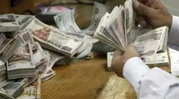 هل تتأثر منحة العمالة غير المنتظمة القادمة بالزيادات والحزمة الاجتماعية؟