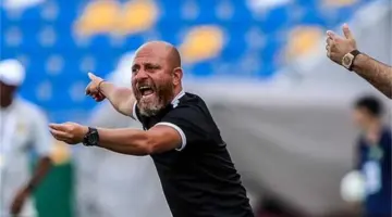 وائل رياض مدير فني لمنتخب الشباب في مباراة الزمالك والأهلي 2007