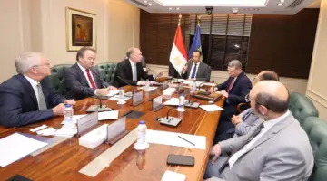 وزير الاتصالات يناقش خطط «HMD» لإنتاج 2 مليون هاتف «نوكيا» سنوياً بمصر والتصدير للأسواق العالمية