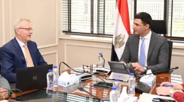 وزير الصناعة يناقش مع شركة “جي بي أوتو” مشروعاتها الحالية وخططها التوسعية