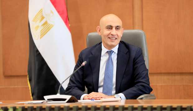 وزير التعليم يتوجه إلى المملكة المتحدة للمشاركة في المنتدى العالمي للتعليم بلندن