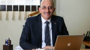 علاء فكري: ارتفاع الخامات والتوترات العالمية يصعّبان تنفيذ وحدات سكن لكل المصريين بأسعار ثابتة.. والتكلفة الفعلية للوحدة تتخطي 2 مليون جنيه