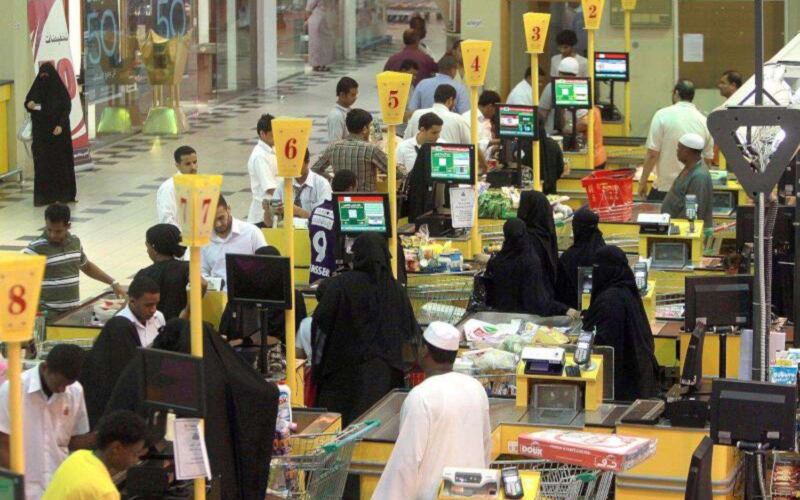 معاملات نقاط البيع في السعودية تتجاوز 13.7 مليار ريال رغم تراجع الإنفاق الأسبوعي