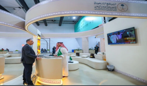 عين عدن | الأخبارية | السعودية تواصل دعم التنمية والإعمار في اليمن عبر مشاريع إنسانية وتعليمية وصحية مستدامة (تقرير)
