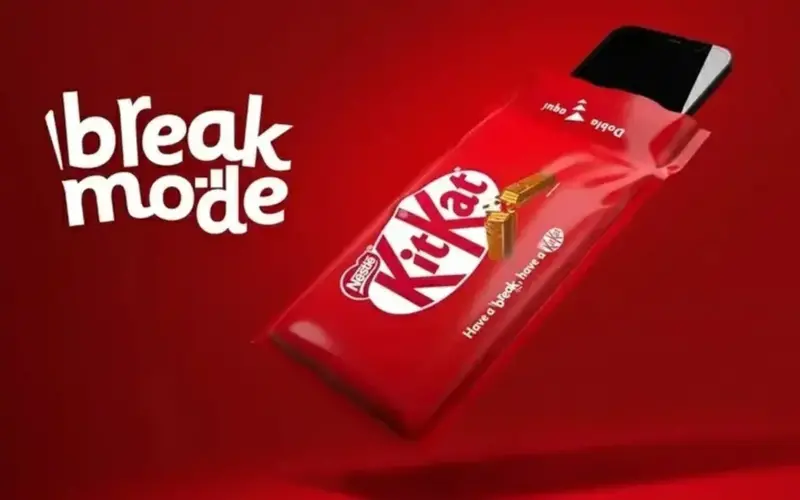 «سجن الجوال».. KitKat تبتكر غلافاً يحول هاتفك إلى «قطعة صامتة» بضغطة واحدة! – أخبار السعودية