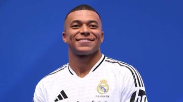 أربيلوا يدعو مبابي إلى إظهار التزامه على أرض الملعب                                                                                                                                                    13/05/2026 04:34 م                                                                                                                                                    دعا ألفارو أربيلوامدرب ريال مدريد ،  المهاجم الفرنسي كيليان مبابي الذي يتعرض لانتقادات من الصحافة الإسبانية ومن عدد كبير من جماهير النادي الملكي، إلى إظهار "التزامه" على أرض الملعب خلال….