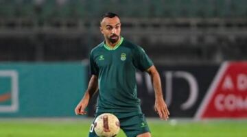أفشة يؤكد : اللي ملعبش في الأهلي ملعبش كورة.. وأفتقد هتاف «صاحب القاضية»
                                                
                                                
                                                    24/05/2026 03:10 ص
                                                
                                                
                                                    أكد محمد مجدي أفشة عودته رسميًا إلى صفوف النادي الأهلي عقب نهاية فترة إعارته مع الاتحاد السكندري،