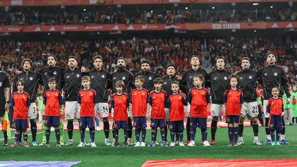 إبراهيم حسن: المنتخبات الأفريقية لم تعد سهلة وتركيزنا بالكامل على مواجهة بلجيكا في كأس العالم
                                                
                                                
                                                    19/05/2026 08:18 م
                                                
                                                
                                                    أكد إبراهيم حسن، خلال تصريحات إذاعية، أن المنتخب الوطني جاهز للمشاركة في أي بطولة أو تصفيات خلال الفترة المقبلة، مشددًا على أن المنتخبات الأفريقية شهدت تطورًا كبيرًا في السنوات الأخيرة، ولم يعد هناك م