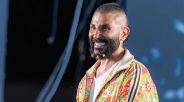 إطلالة أحمد سعد بـ”نيو لوك” في الغردقة تقلب مواقع التواصل