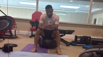 إعلامي سعودي : محمد صلاح لن يناسب خطط دوري روشن المقبلة                                                                                                                                                    12/05/2026 11:47 ص                                                                                                                                                    وجه الإعلامي السعودي وليد فراج رسالة الي محمد صلاح مع اقتراب نهاية عقده مع نادي ليفربول