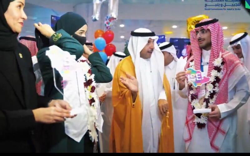 استقبال حافل لأبطال آيسف 2026 بمطار الملك فهد الدولي.. وصحيفة الشمال تبارك الإنجاز الوطني العالمي