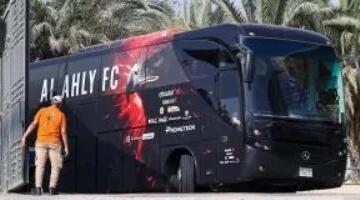 الأهلي يصل ملعب برج العرب لمواجهة المصري في ختام مرحلة التتويج للدوري