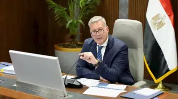 البترول: خفض مستحقات الشركاء الأجانب إلى 440 مليون دولار وتسويتها بالكامل