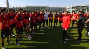 التعادل السلبى يحسم الشوط الأول بين منتخب الناشئين وإثيوبيا في كأس أفريقيا